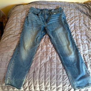 Super amazing pair of jeans just don’t fit me, lightly worn old navy 34W 30L